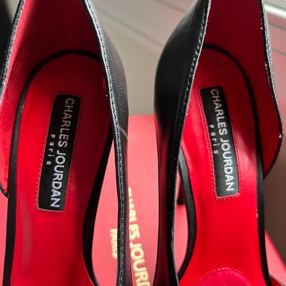 Like New! Charles Jourdan Penrose Heel - Picture 10 of 15